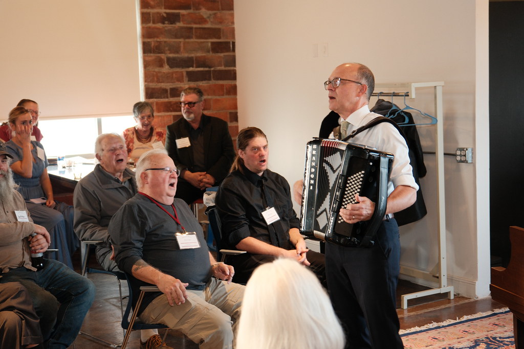 2023 anniversary party music crowd